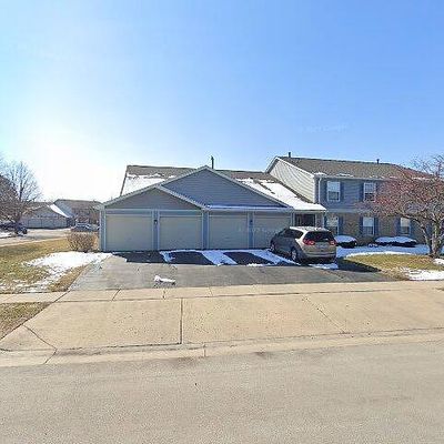 408 Woodview Cir Apt C, Elgin, IL 60120