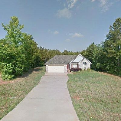 41 Horseshoe Ln, Jackson, GA 30233