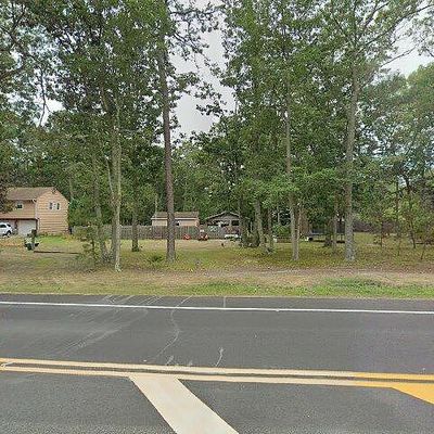 4101 Herbertsville Rd, Wall Township, NJ 07731