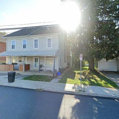 412 N Franklin St, Fleetwood, PA 19522