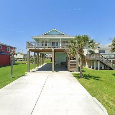 4120 Surf Dr, Galveston, TX 77554