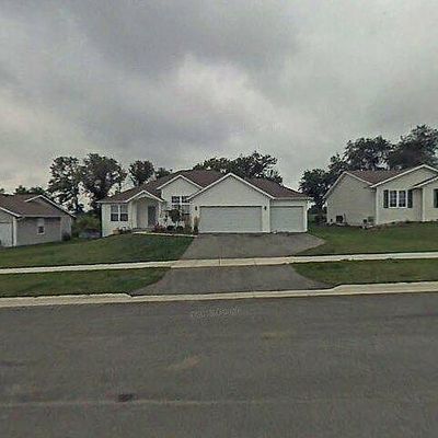 4135 Chandan Blvd, Poplar Grove, IL 61065