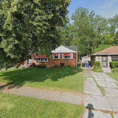 4139 E 176 Th St, Cleveland, OH 44128
