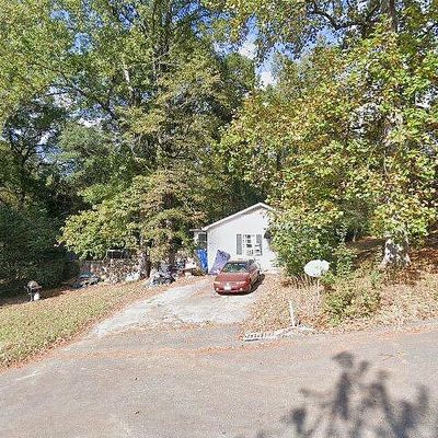 417 E Florida Ave, Bessemer City, NC 28016