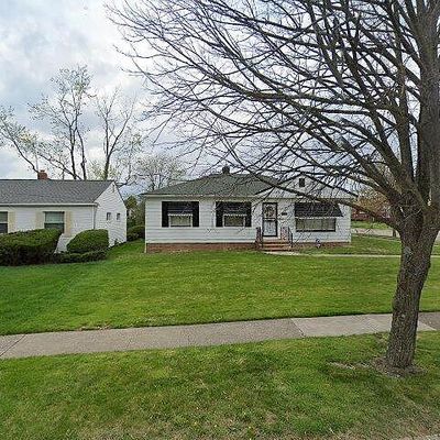 4180 Eastwood Ln, Warrensville Heights, OH 44122