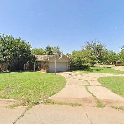 419 Cameron Dr, Altus, OK 73521