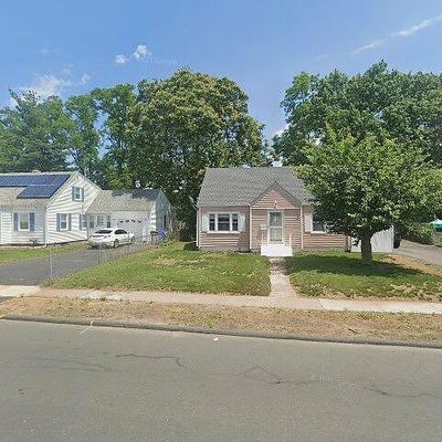 42 Mercer Ave, East Hartford, CT 06118