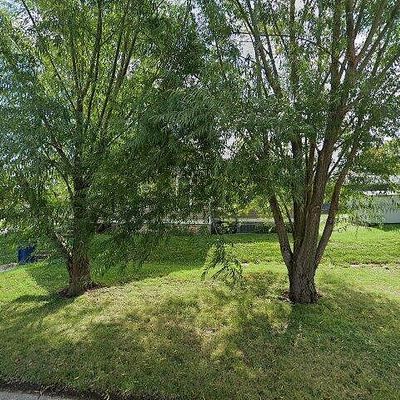 421 E 2 Nd St, Tipton, IA 52772