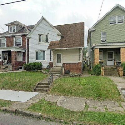 421 Wayne Ave, Ellwood City, PA 16117