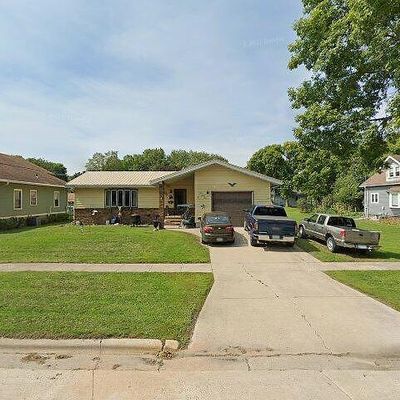 423 Main St N, Titonka, IA 50480