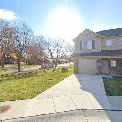 42469 Eldon Ave, Clinton Township, MI 48038