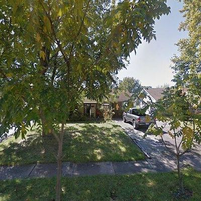 4284 Belle Ave, Sheffield Lake, OH 44054