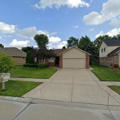 42870 Colorado Dr, Clinton Township, MI 48036