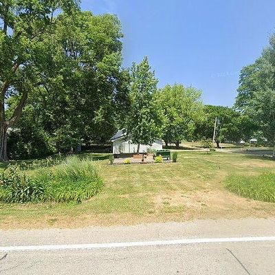 429 E Main St, Victoria, IL 61485