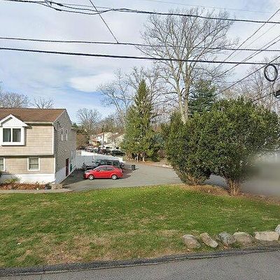 43 Commanche Trl, Denville, NJ 07834