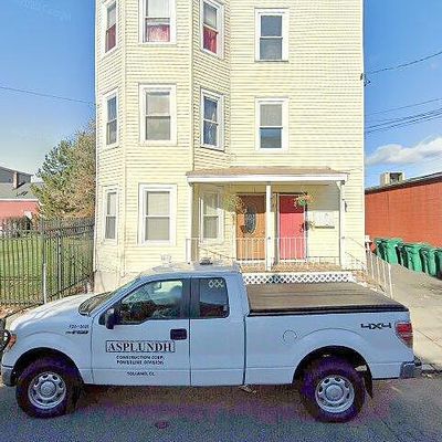 43 Neptune St, Lynn, MA 01905