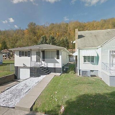 435 Sinclair Ave, Yorkville, OH 43971