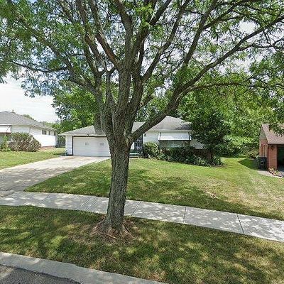 4431 Lawrence Rd, Cleveland, OH 44128