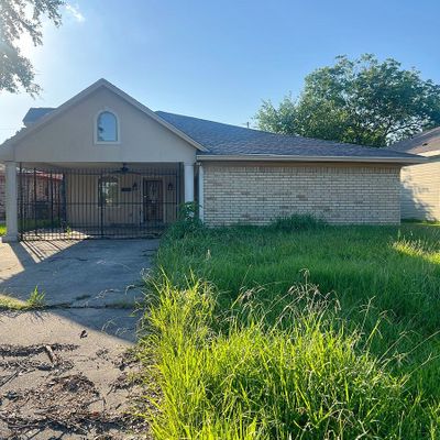 445 W 18 Th St, Port Arthur, TX 77640