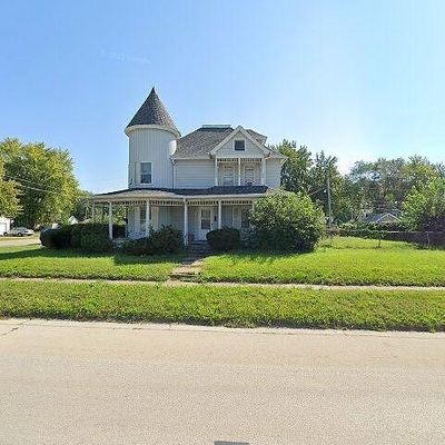 446 19 Th St, East Moline, IL 61244