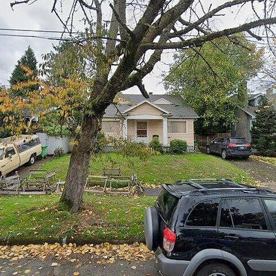 3738 Ne 16 Th Ave, Portland, OR 97212