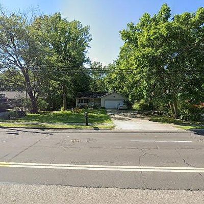 3748 Kent Rd, Stow, OH 44224