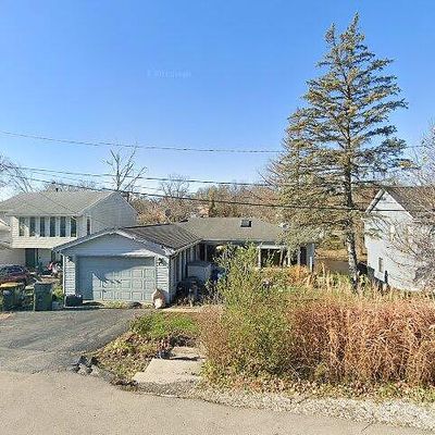 379 Council Trl, Lake In The Hills, IL 60156