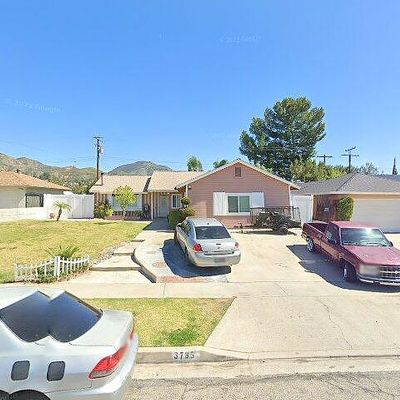 3795 Modesto Dr, San Bernardino, CA 92404