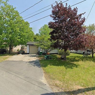 38 Western Ave, Rochester, NH 03867