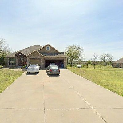 3800 E Maple Dr, Collinsville, OK 74021