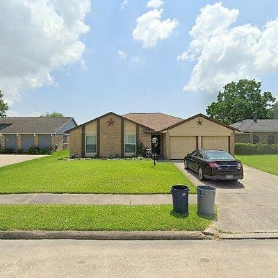 3815 Pecan Cir, La Porte, TX 77571