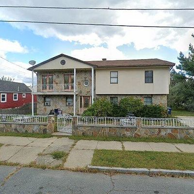 39 Norwell St, New Bedford, MA 02740