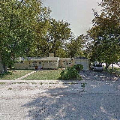 3911 Grove Ave, Mchenry, IL 60050
