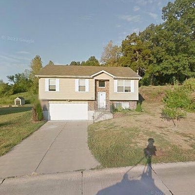3913 Country Club Dr, Imperial, MO 63052