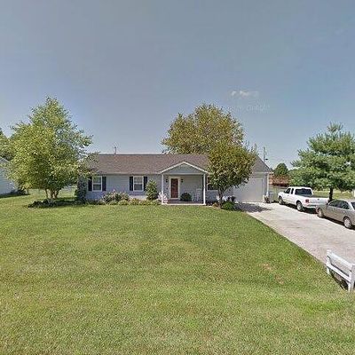 393 Young Dr, Stanford, KY 40484