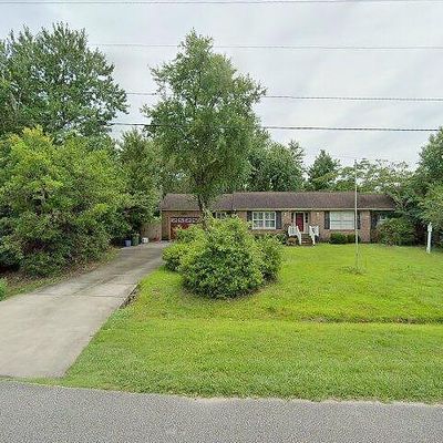 3938 Sweetbriar Rd, Wilmington, NC 28403