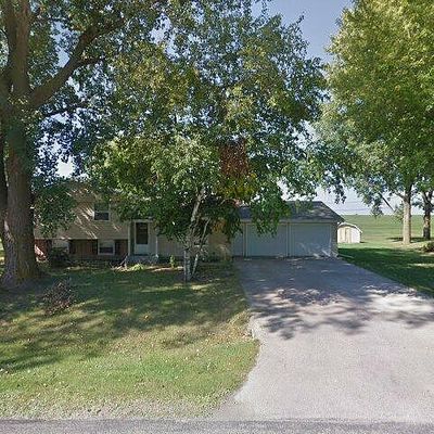 3941 Western Dr, Oshkosh, WI 54901