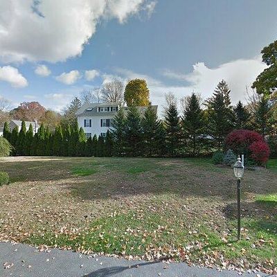 40 Regency Dr, Holliston, MA 01746