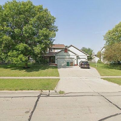 400 Sw Maplewood Dr, Grimes, IA 50111