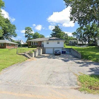 401 N Us Highway 169, Smithville, MO 64089