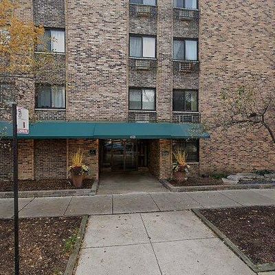 401 W Webster Ave #403, Chicago, IL 60614