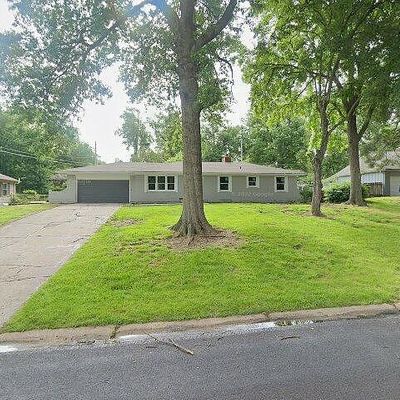 4015 S Forest Ave, Independence, MO 64052