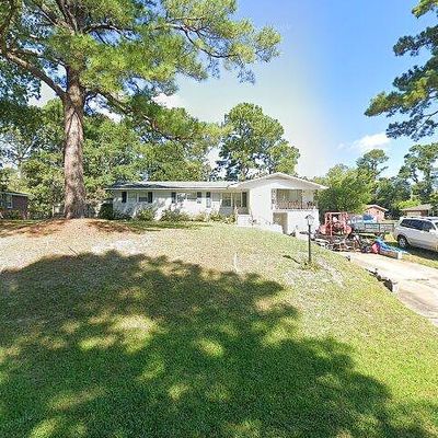 402 Sharon Dr, Wilmington, NC 28409