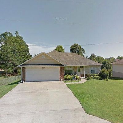 402 W Pine St, Pocahontas, AR 72455