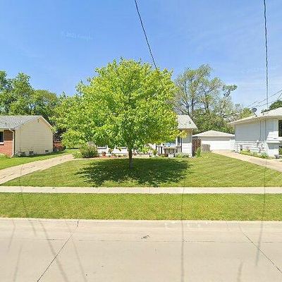 4022 66 Th St, Urbandale, IA 50322