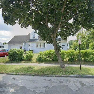 5 Blakeslee St, Rochester, NY 14609