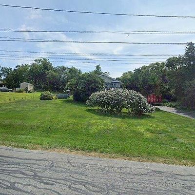 5 Highland Ter, Plymouth, MA 02360