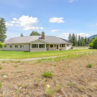 5 Wolfden Rd, Winthrop, WA 98862