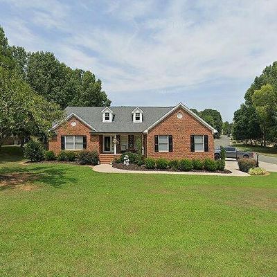 500 Brownbark Ln, Gibsonville, NC 27249