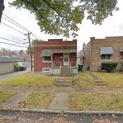 5041 Ray Ave, Saint Louis, MO 63116